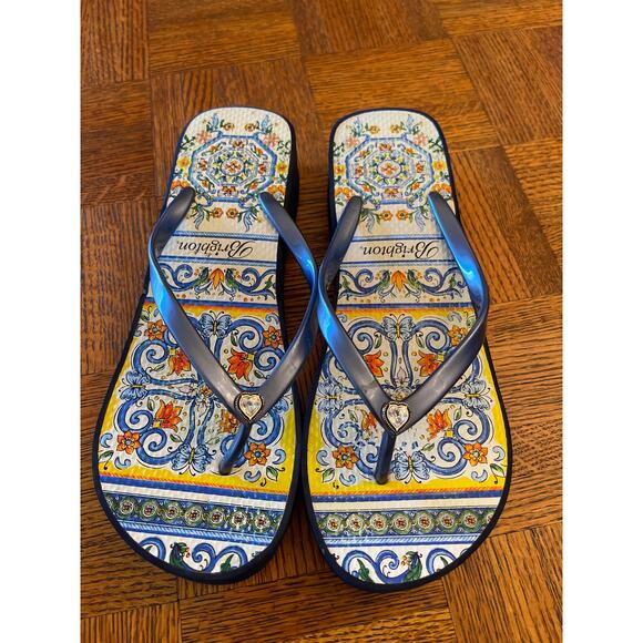 Brighton Shoes - Brighton flip-flops size 9